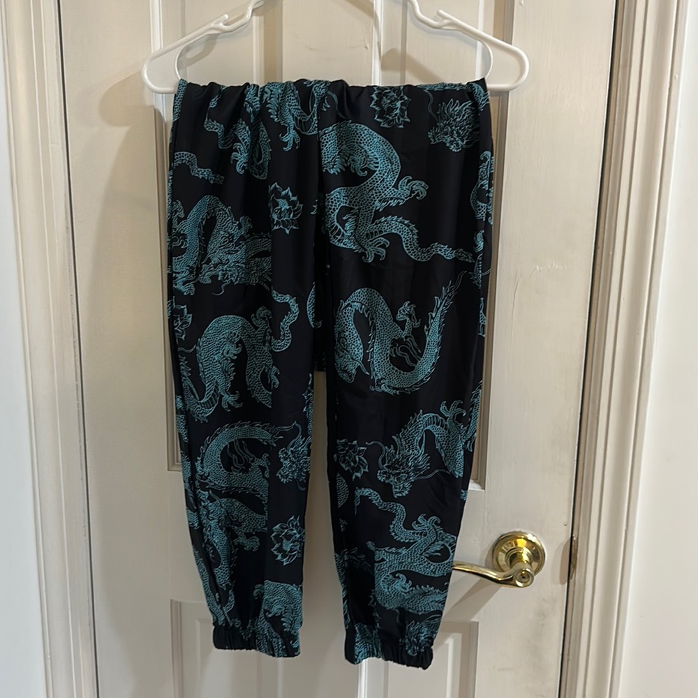 Black Jogger Pants w/Dragon Design (S)